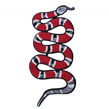 SYMÆRKE slange 27x13 cm sort/rød